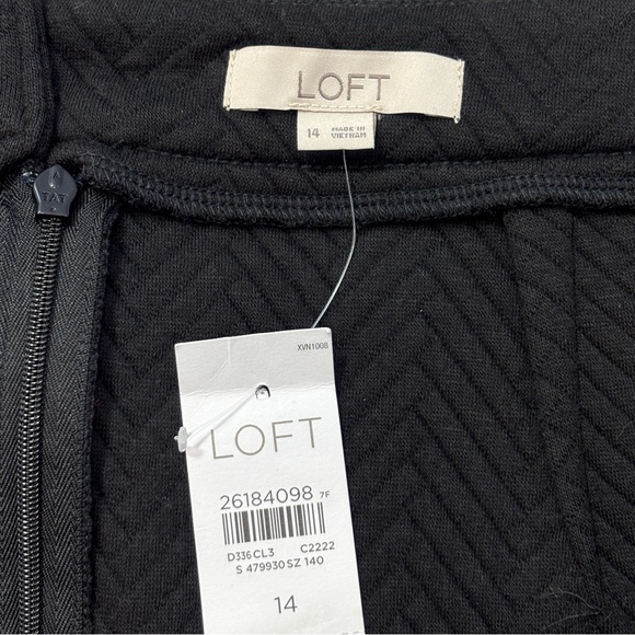 LOFT Black Herringbone Quilted Skirt - size 14 NWT - Picture 4 of 5